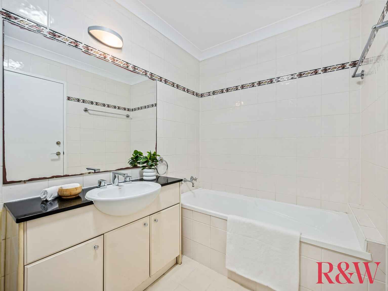 5/1 Bradley Place Liberty Grove 5/1 Bradley Place Liberty Grove