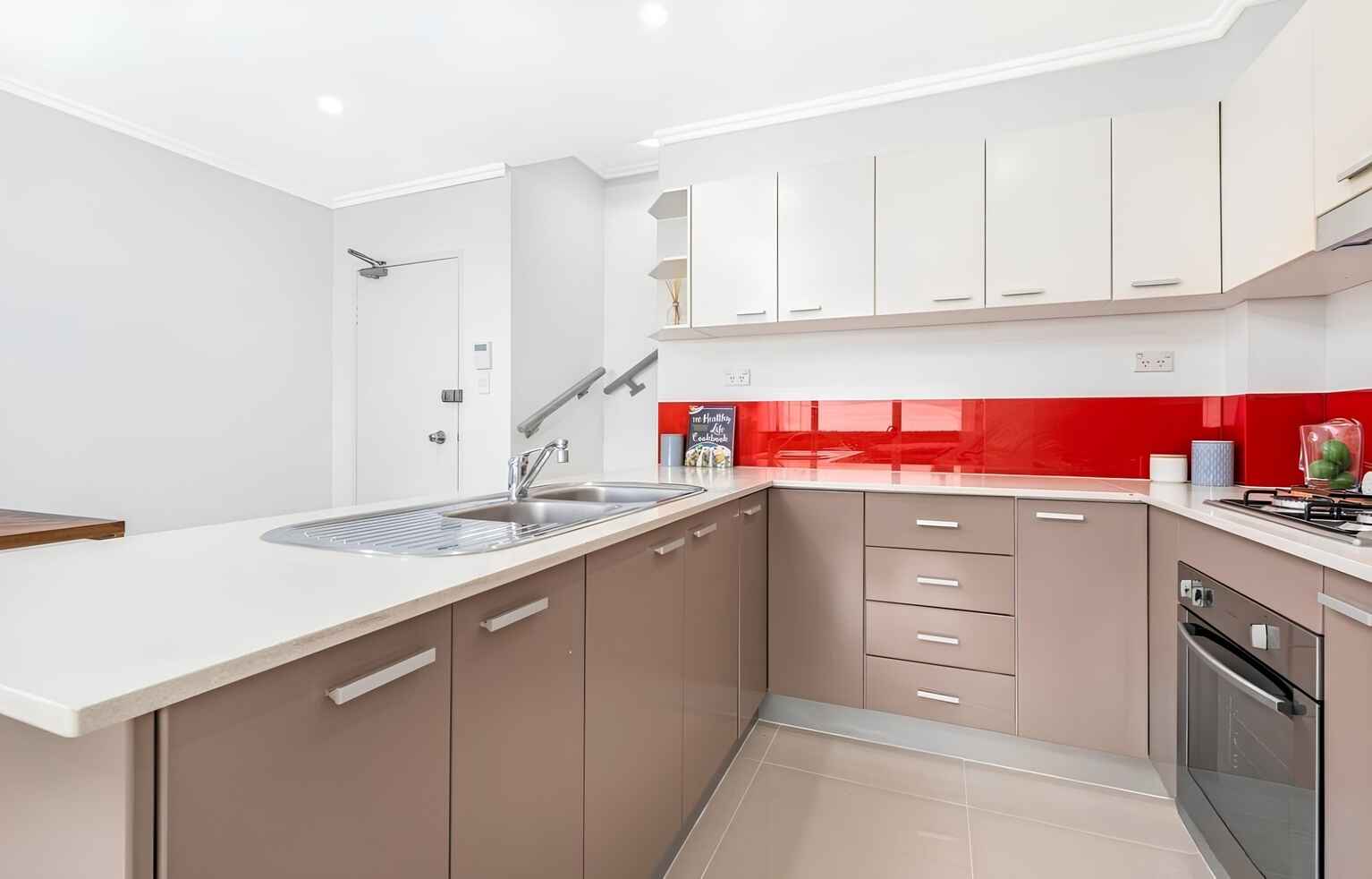 42/28-32 Marlborough Road Homebush West
