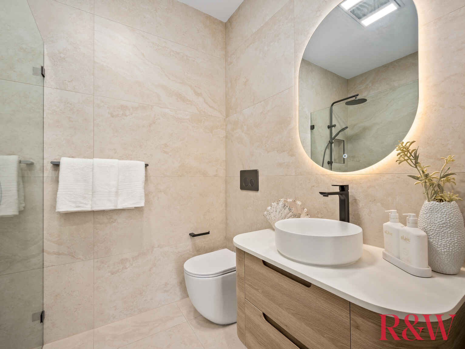21A Mina Rosa Street Enfield 21A Mina Rosa Street Enfield