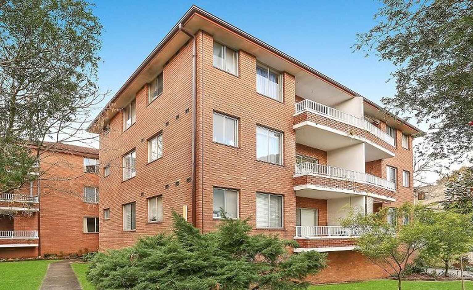 4/24 Noble Street Allawah